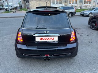 2005 Mini Hatch Cooper S I (R50), чёрный, 950000 рублей, вид 4
