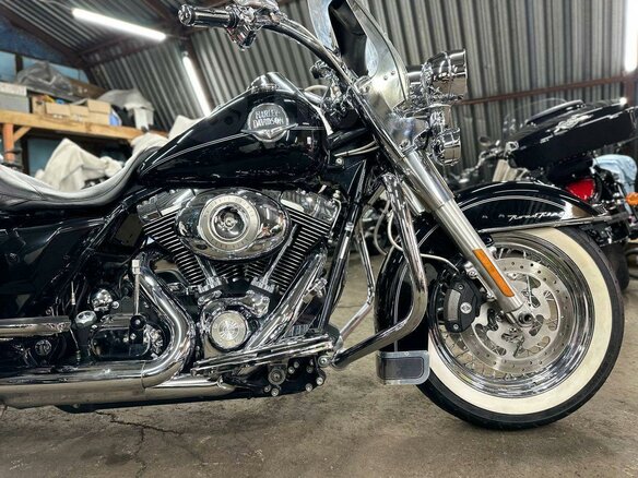2009 Harley-Davidson Road King, чёрный, 990000 рублей - вид 16