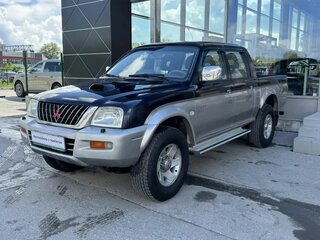 Mitsubishi L200 III