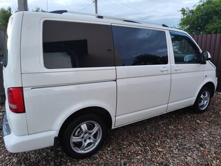 2010 Volkswagen Caravelle T5 Рестайлинг, белый, 1370000 рублей, вид 2