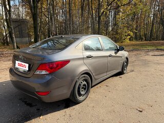 2011 Hyundai Solaris I, серый, 750000 рублей, вид 2