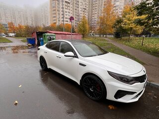 2018 Kia Optima IV Рестайлинг, белый, 2450000 рублей, вид 4