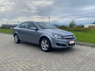 2010 Opel Astra H Рестайлинг, серебристый, 599999 рублей, вид 3