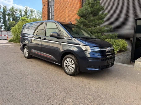 2023 Volkswagen Multivan T7, синий, 6200000 рублей, вид 4