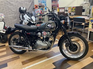 2021 Kawasaki W 800, чёрный, 931000 рублей, вид 1