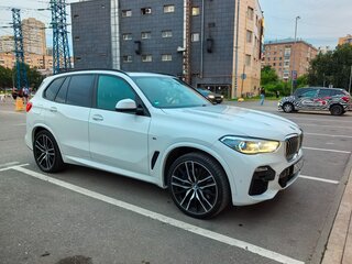 2019 BMW X5 30d IV (G05/G18), белый, 6090000 рублей, вид 1