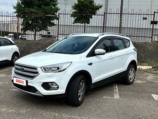 2019 Ford Kuga II Рестайлинг, белый, 1350000 рублей, вид 2