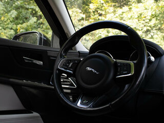 2015 Jaguar XE I, чёрный, 1599000 рублей, вид 5