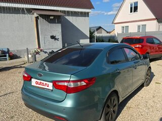 2011 Kia Rio III, зелёный, 580000 рублей, вид 2