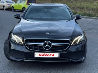 2017 Mercedes-Benz E-Класс 400 V (W213, S213, C238), чёрный, 3500000 рублей, вид 2