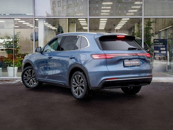 2026 Geely EX5 Гибрид EM-i, голубой - вид 3