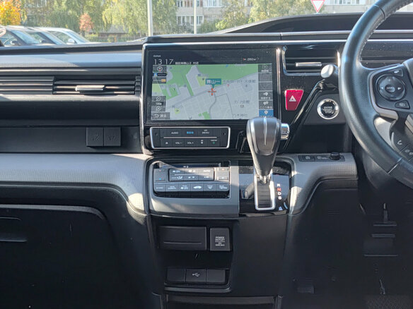 2018 Honda Stepwgn Spada V Рестайлинг, фиолетовый - вид 14