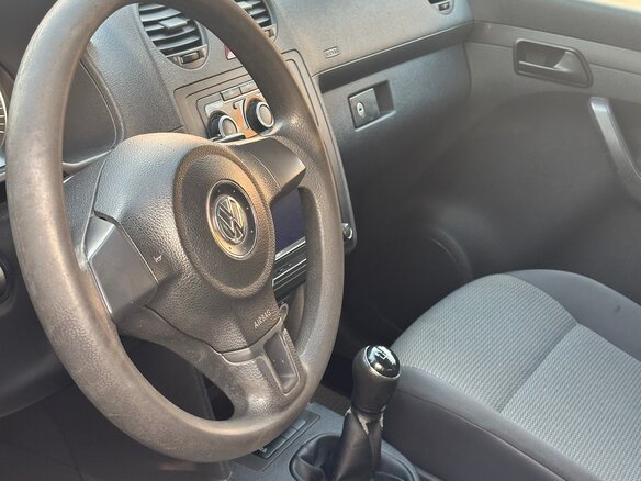 2012 Volkswagen Caddy III Рестайлинг, белый, 750000 рублей - вид 5