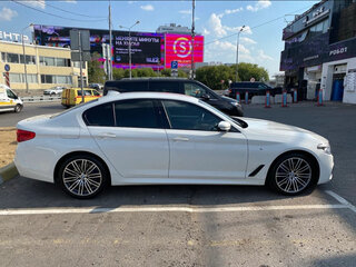 2020 BMW 5 серии 530d xDrive VII (G30/G31/G38), белый, 3920000 рублей, вид 5