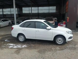 2024 Lada (ВАЗ) Granta I Рестайлинг, белый, 790000 рублей, вид 3