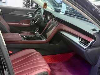 2024 Hongqi H5 II, чёрный, 2620111 рублей, вид 4