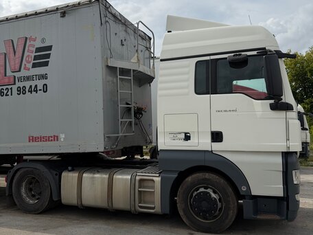 2018 MAN TGX, белый, 3800000 рублей, вид 3