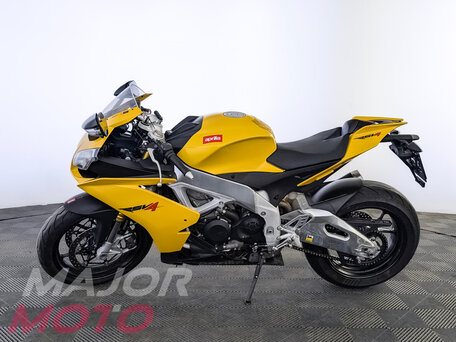 2013 Aprilia RSV4, жёлтый, 749000 рублей, вид 4