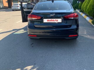 2017 Kia Cerato III Рестайлинг (Classic), синий, 1400000 рублей, вид 4