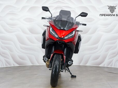 2024 Honda NT1100, красный, 1577000 рублей, вид 4