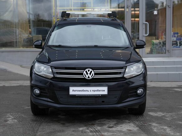 2016 Volkswagen Tiguan I Рестайлинг, чёрный, 1390000 рублей - вид 1