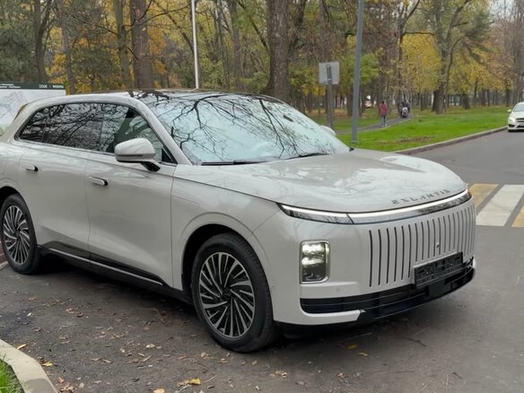2025 Exeed Exlantix ET, серый - вид 2