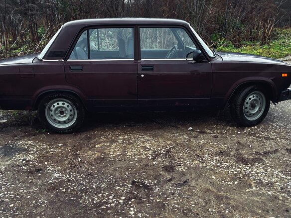 2005 Lada (ВАЗ) 2107, красный, 110000 рублей - вид 5