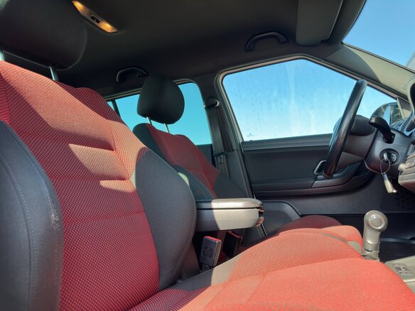 2012 Skoda Fabia II Рестайлинг, белый, 745000 рублей - вид 6