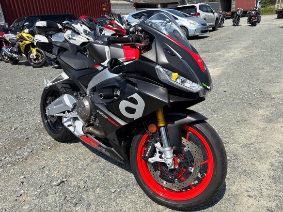 2021 Aprilia RS 660, чёрный, 985000 рублей - вид 16