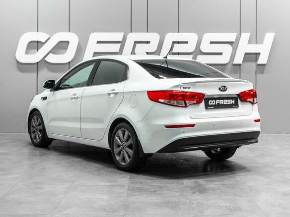 2015 Kia Rio III Рестайлинг, белый, 1170000 рублей - вид 1