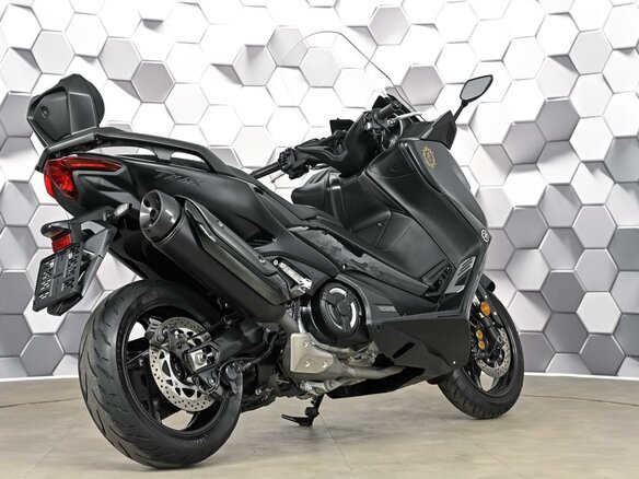 2020 Yamaha TMAX, чёрный, 999000 рублей - вид 6