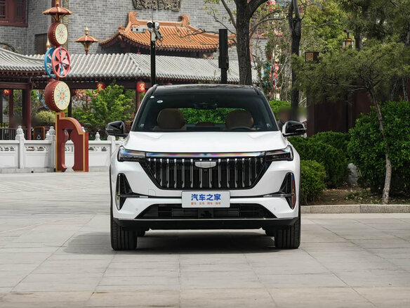 2026 Geely Atlas II, белый, 2690000 рублей - вид 1