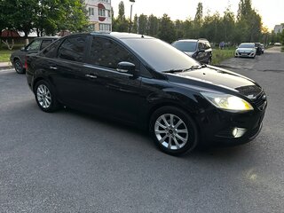 2008 Ford Focus II Рестайлинг, чёрный, 470000 рублей, вид 2