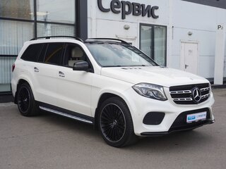 2017 Mercedes-Benz GLS 500 I (X166), белый, 4280000 рублей, вид 3