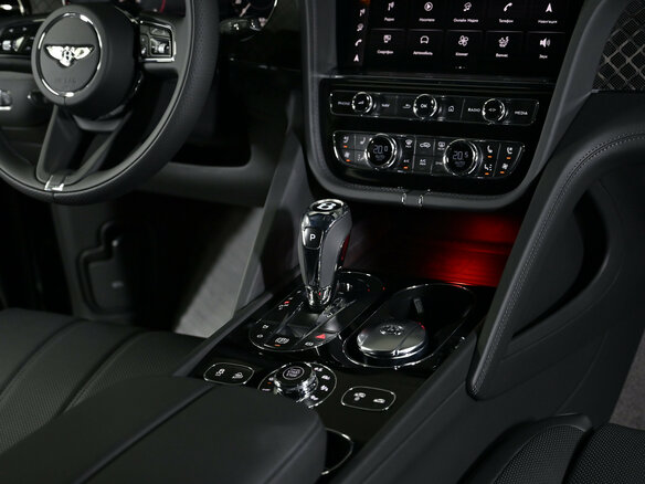 2025 Bentley Bentayga I Рестайлинг, чёрный, 45000000 рублей - вид 30