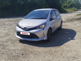 2014 Toyota Vitz III (XP130) Рестайлинг, серый, 660000 рублей, вид 1