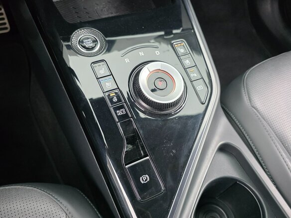 2022 Kia Niro II, чёрный, 1900002 рублей - вид 8