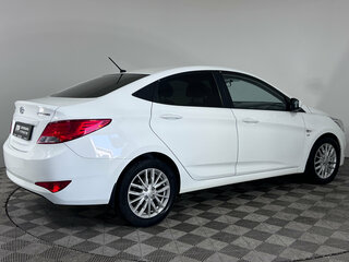 2015 Hyundai Solaris I Рестайлинг, белый, 1110000 рублей, вид 5