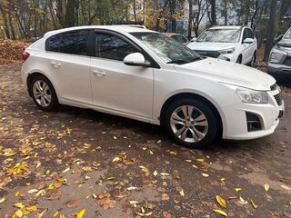 2013 Chevrolet Cruze I Рестайлинг, белый, 900000 рублей, вид 4