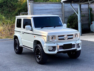2023 Suzuki Jimny Sierra IV, белый, 1799000 рублей, вид 1