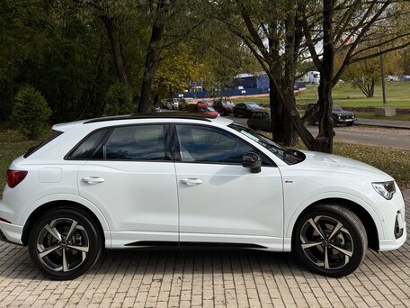 2026 Audi Q3 35 TFSI II (F3), белый, 3977000 рублей, вид 4