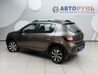 2021 Renault Sandero Stepway II Рестайлинг, коричневый, 999000 рублей, вид 2