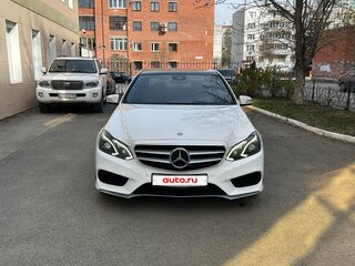 2013 Mercedes-Benz E-Класс 200 IV (W212, S212, C207) Рестайлинг, белый, 2200000 рублей, вид 2