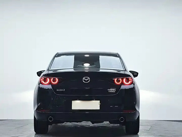 2023 Mazda 3 IV (BP), чёрный - вид 5
