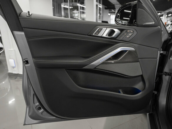 2024 BMW X6 M60i III (G06) Рестайлинг, серый, 17050000 рублей - вид 16