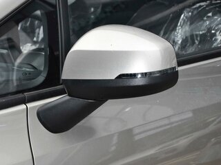 2026 Aion Y Plus 68.2 kWh, серебристый, 2223920 рублей, вид 4