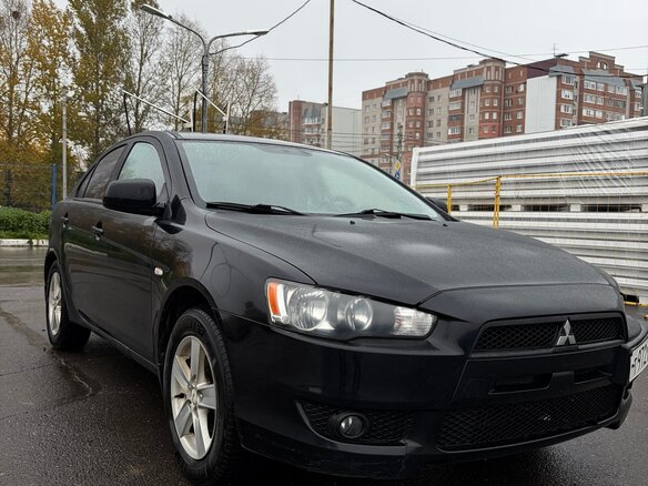 2008 Mitsubishi Lancer X, чёрный, 600000 рублей - вид 2