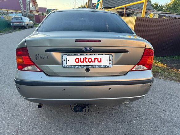 2003 Ford Focus I Рестайлинг, коричневый - вид 6
