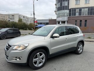 2010 Volkswagen Tiguan I, серебристый, 1050000 рублей, вид 1