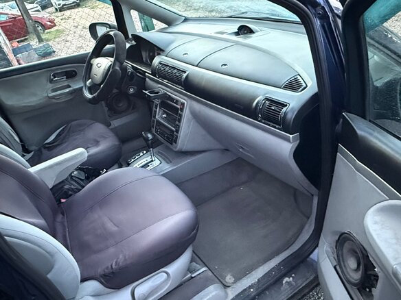 2002 Ford Galaxy I Рестайлинг, синий, 550000 рублей - вид 13